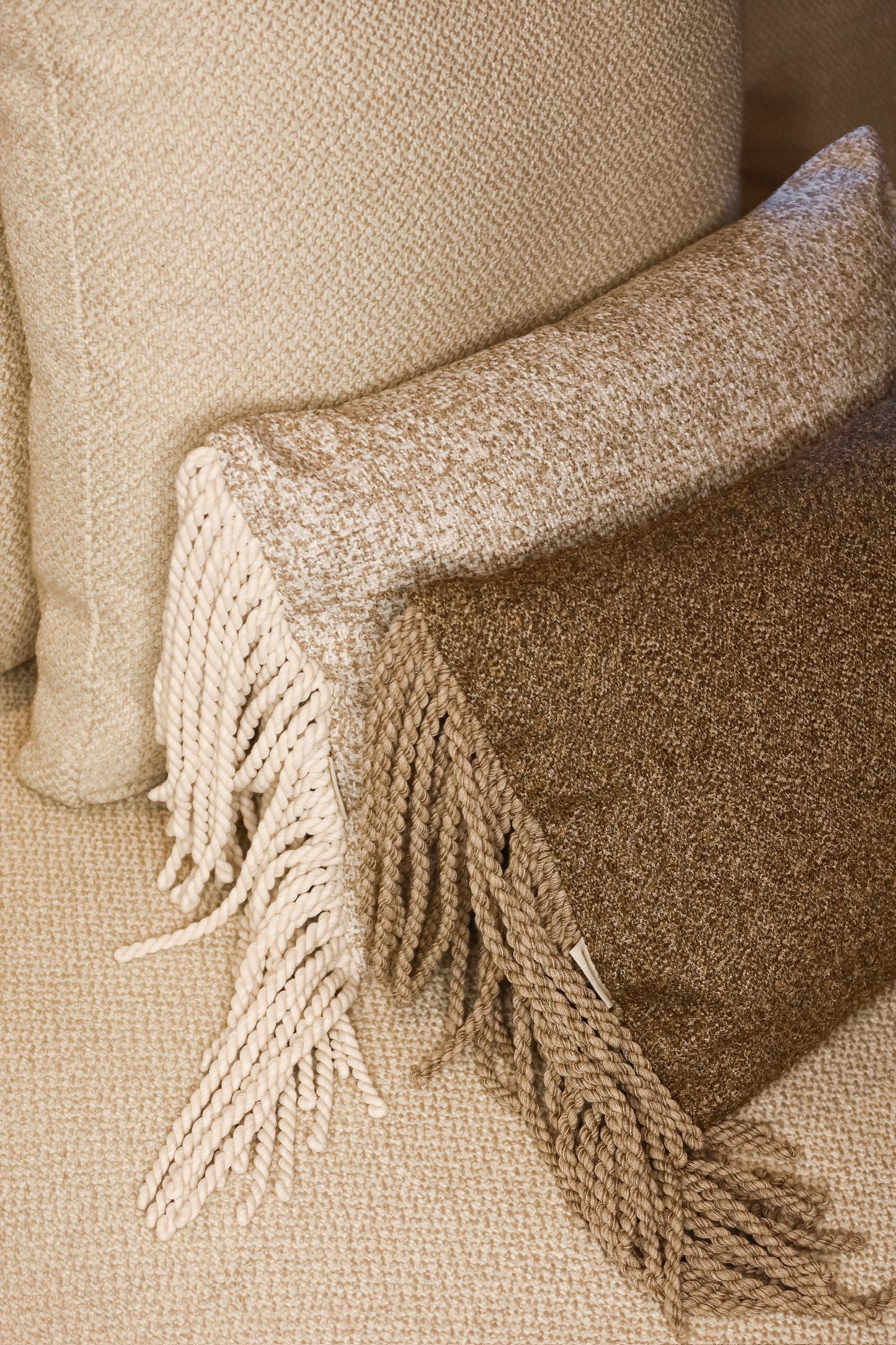 VDK Tokio Nights Cushion Taupe TSL Taupe 30x50